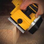 DEWALT(Tool Only) 20V MAX XR Cordless Brushless 3-1/4 in. Planer (DCP580B)