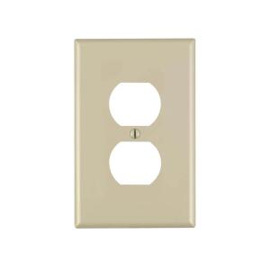 Leviton 1-Gang Ivory Duplex Outlet/Receptacle Nylon Midway/Midsize Wall Plate (1-Pack) - R51-00PJ8-00I