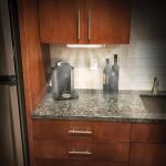 Sensor Brite LED Bulb Rechargeable Under Cabinet Night Light Bulb (SBUND-CD4)